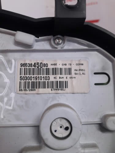 Inst. Tablero Peugeot 207 2009 - 3905379