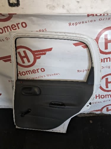 Puerta Trasera Derecha Chevrolet Classic 2016 - 5395466