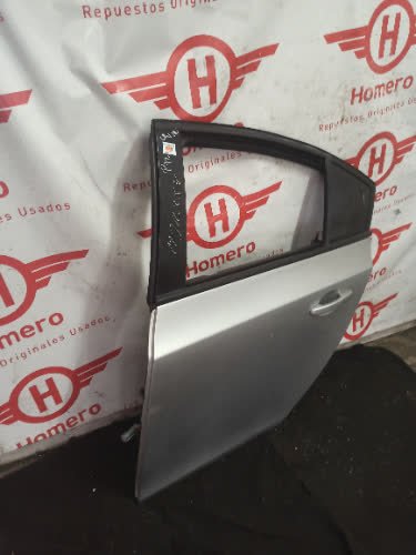 Puerta Trasera Izquierda Chevrolet Cruze 2013 - 5050437