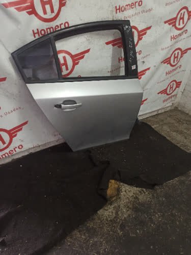 Puerta Trasera Derecha Chevrolet Cruze 2013 - 5050438