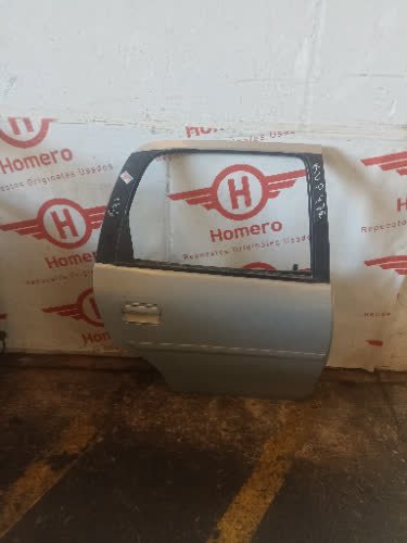 Puerta Trasera Derecha Chevrolet Classic 2012 - 5994447