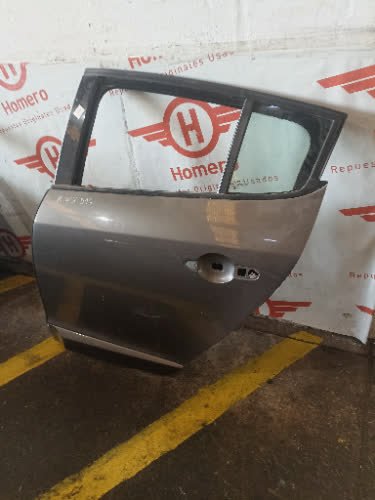 Puerta Trasera Izquierda Renault Megane Iii 2012 - 6317889