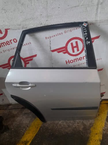 Puerta Trasera Derecha Subaru Outlander 2011 - 6614235