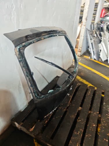 Porton Trasero Renault Sandero 2010 - AA00116561