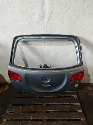 Porton Trasero Volkswagen Touareg 2005 - 6710428