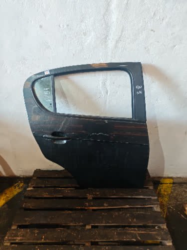 Puerta Trasera Derecha Fiat Palio 2015 - 7370299