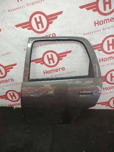 Puerta Trasera Izquierda Chevrolet Classic 2015 - 4435277