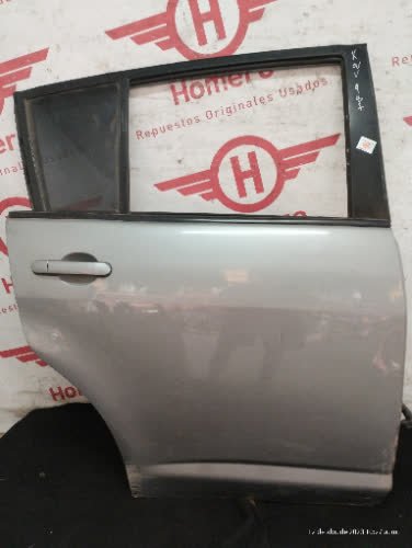 Puerta Trasera Derecha Nissan Tiida 2012 - 4755930