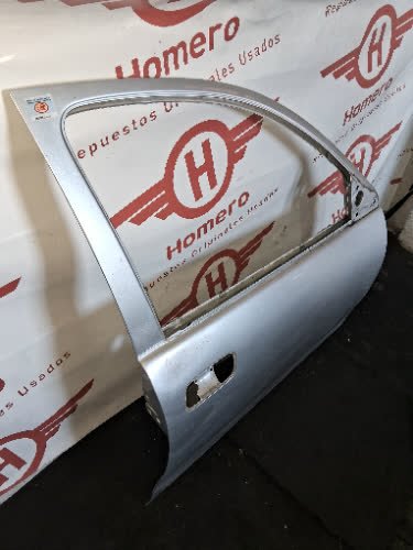 Puerta Delantera Derecha Chevrolet Classic 2016 - 4886340