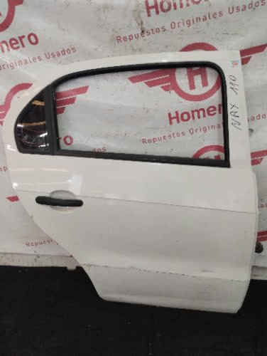Puerta Trasera Derecha Volkswagen Voyage 2013 - 4938941