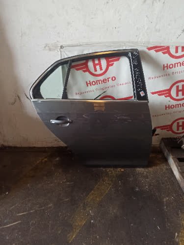 Puerta Trasera Derecha Volkswagen Vento 2008 - 5619277