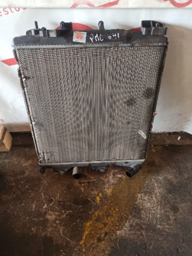 Radiador  Renault Kangoo 2016 - 5742738