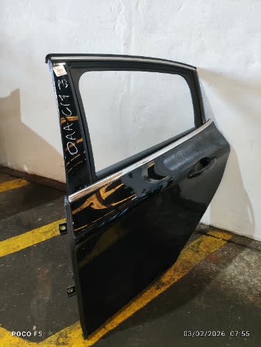 Puerta Trasera Izquierda Peugeot 208 2014 - 6782536