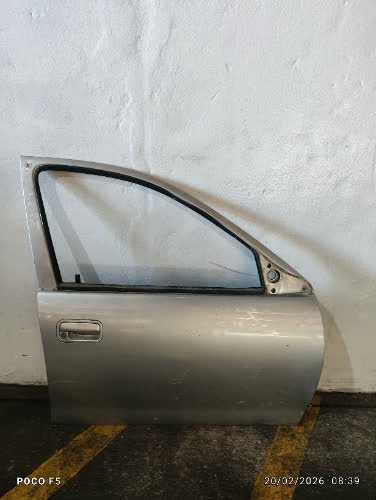 Puerta Delantera Derecha Chevrolet Classic 2015 - 6300659