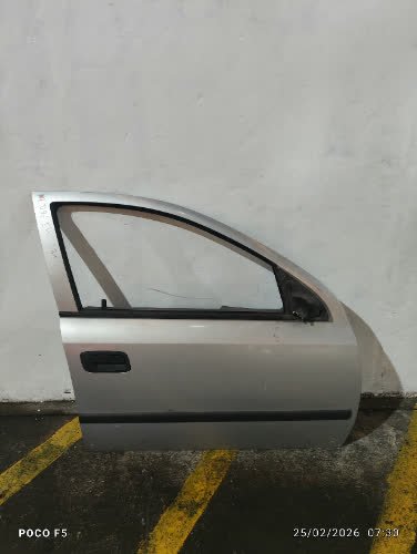 Puerta Delantera Derecha Chevrolet Astra 2004 - 7163315
