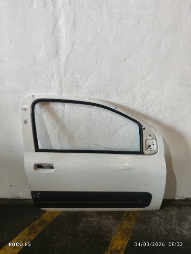 Puerta Delantera Derecha Fiat Fiorino 2018 - 7184204