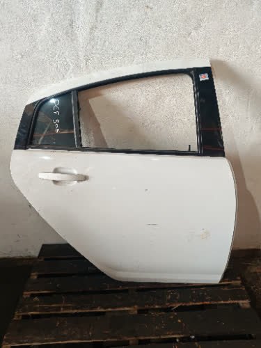 Puerta Trasera Derecha Chevrolet Agile 2014 - 7297808