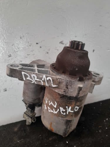Modulo De Inyeccion Volkswagen Saveiro 2011 - AA00116905