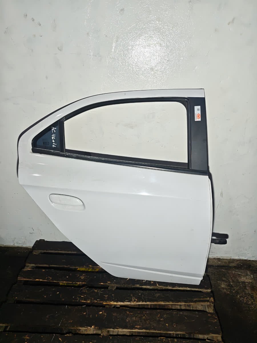 Puerta Trasera Derecha Chevrolet Prisma 2018 - Aa00116935