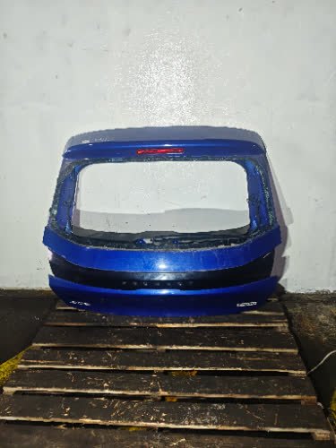Porton Trasero Peugeot 208 2024 - 7613031